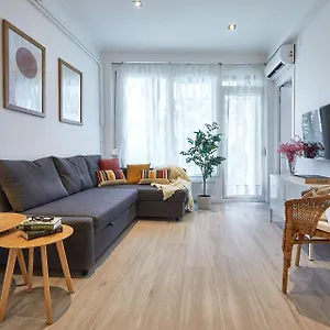 bbarcelona-apartments-gracia-flats.topbarcelonahotels.com/
